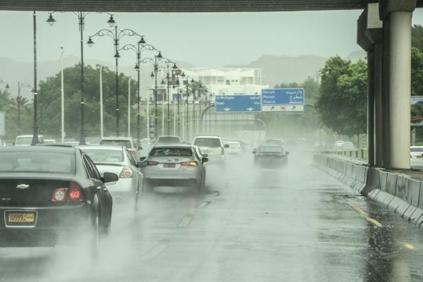 أمطار على عمان